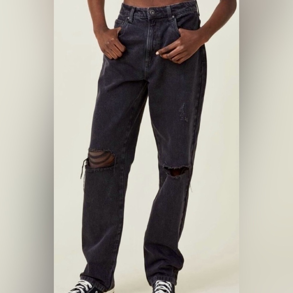 EUC Cotton On Black Straight Leg Long high waist Jeans knees distressed